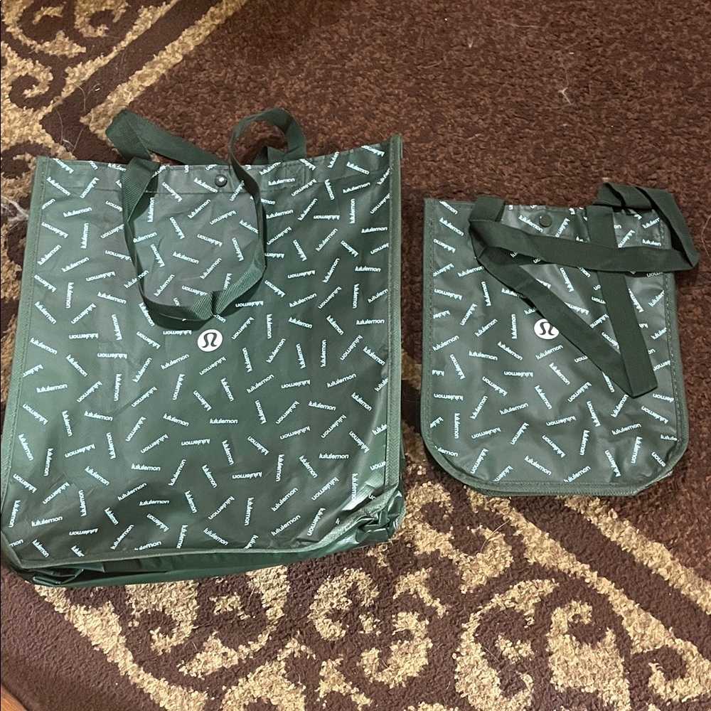 lululemon athletica Green Tote Bag Set